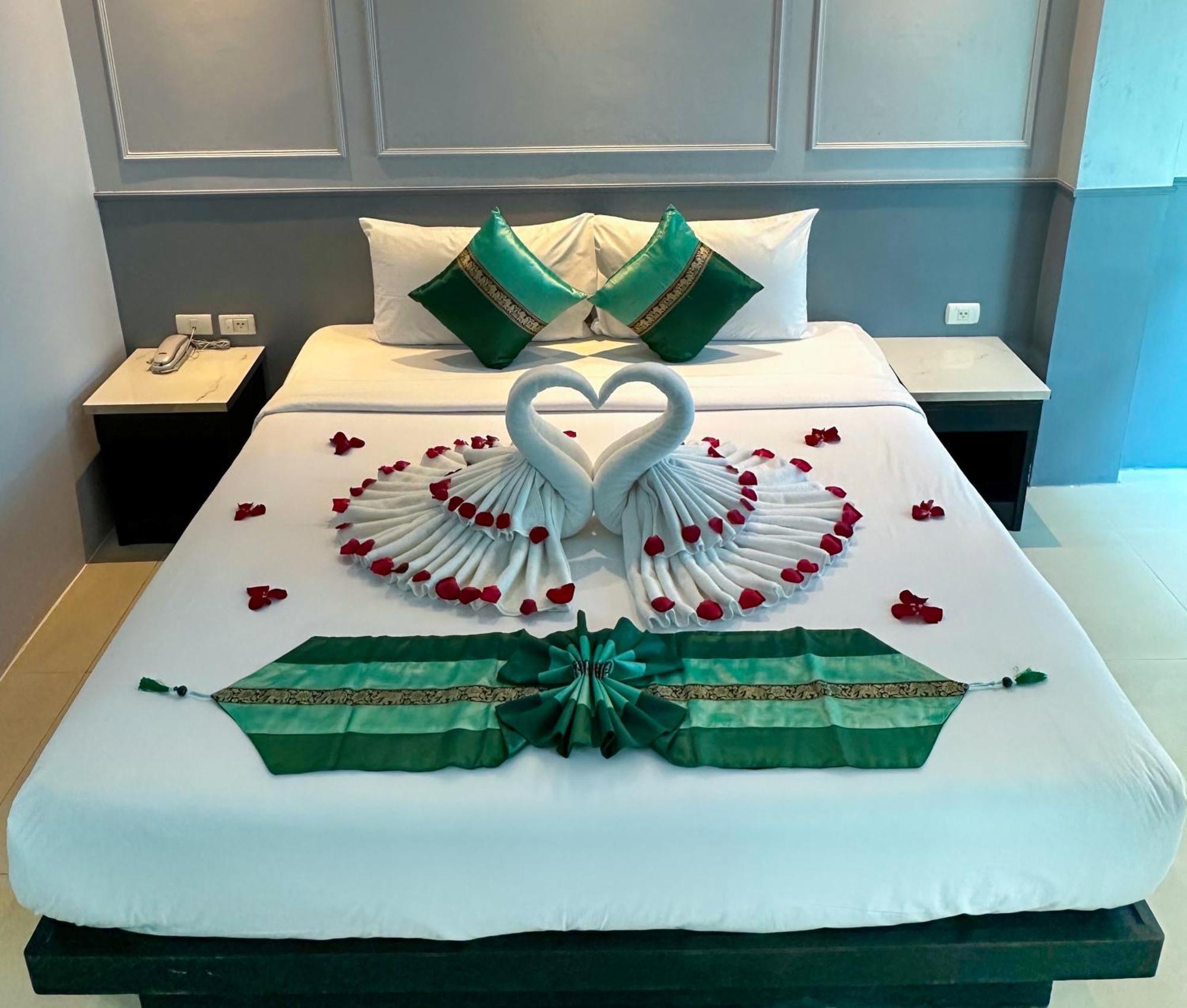 Fundee Boutique Hotel Patong Екстериор снимка